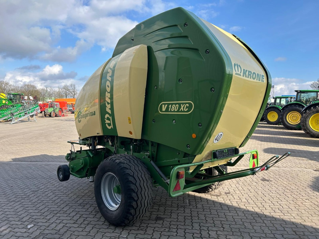 Krone Comprima V 180 XC - Mbështjellëse dengjesh: foto 4 Krone Comprima V 180 XC - Mbështjellëse dengjesh: foto 4