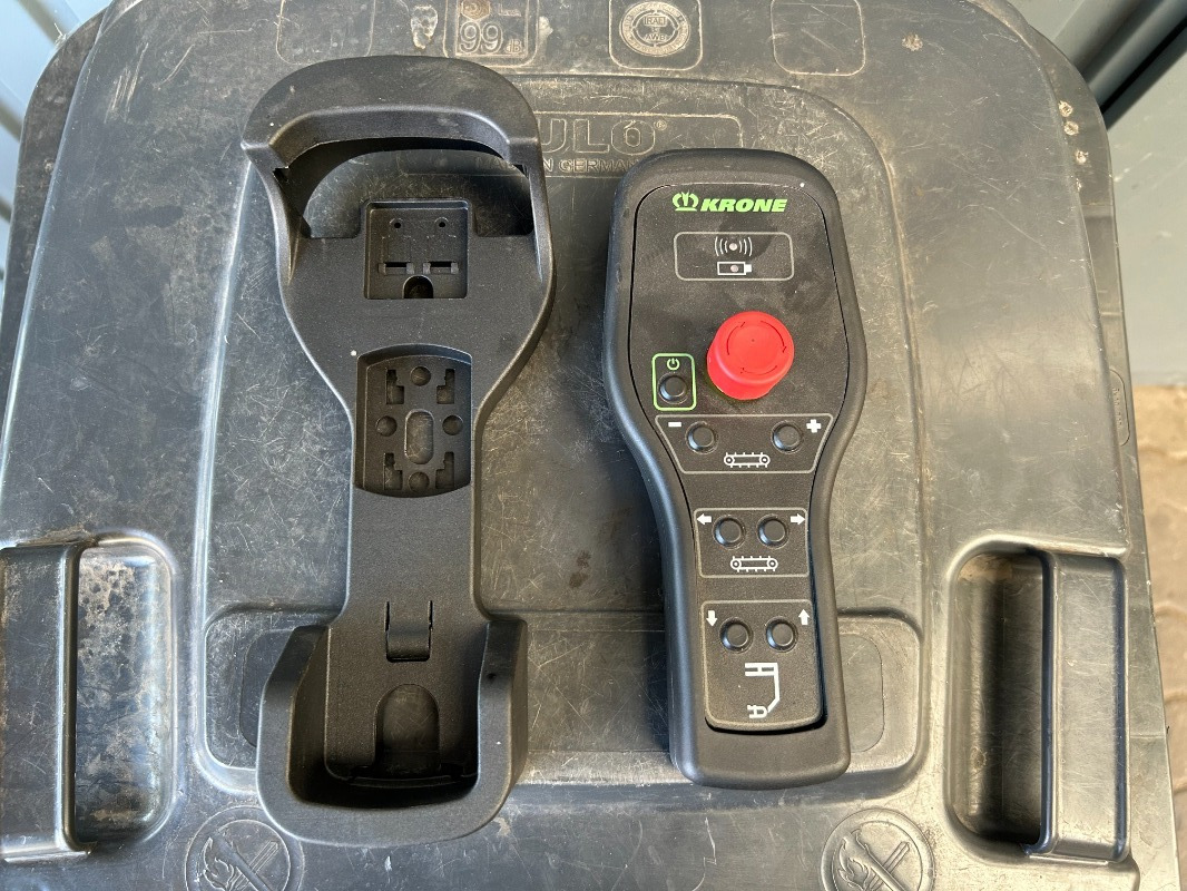 Krone GX 440 - Rimorkio bujqësore: foto 3 Krone GX 440 - Rimorkio bujqësore: foto 3