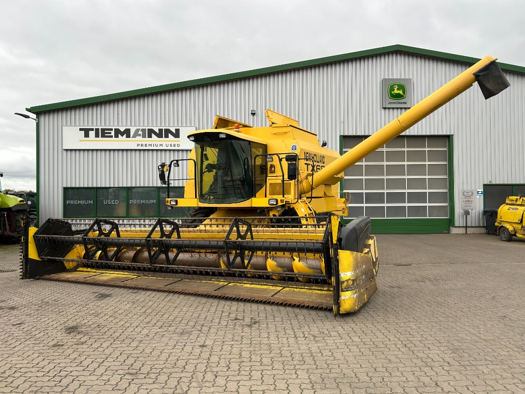 New Holland TX 68 Plus - Autokombajnë: foto 1 New Holland TX 68 Plus - Autokombajnë: foto 1