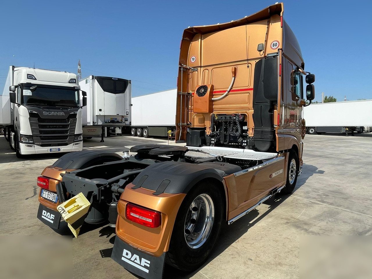 DAF XF530 - Gjysmë-kamion: foto 3 DAF XF530 - Gjysmë-kamion: foto 3