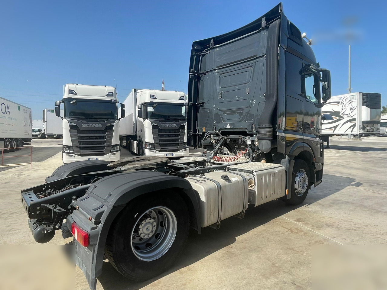 MERCEDES-BENZ ACTROS 1848 - Gjysmë-kamion: foto 3 MERCEDES-BENZ ACTROS 1848 - Gjysmë-kamion: foto 3