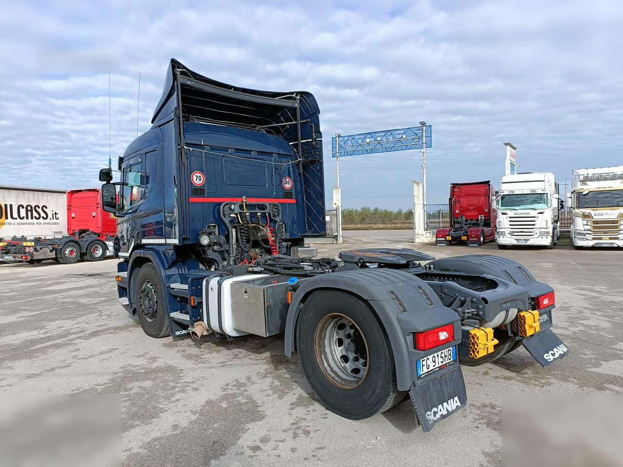 SCANIA P450 - Gjysmë-kamion: foto 4 SCANIA P450 - Gjysmë-kamion: foto 4