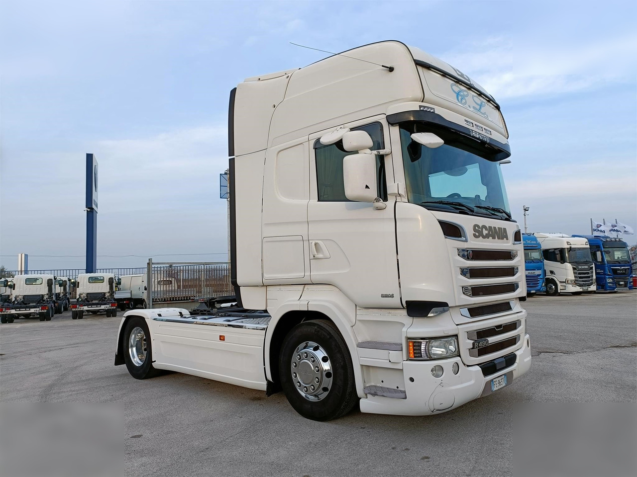 SCANIA R490 - Gjysmë-kamion: foto 2 SCANIA R490 - Gjysmë-kamion: foto 2