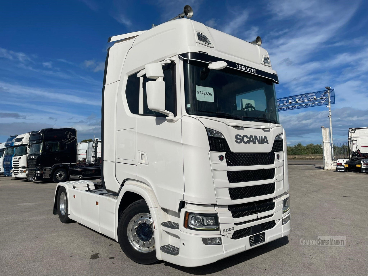 SCANIA S500 - Gjysmë-kamion: foto 2 SCANIA S500 - Gjysmë-kamion: foto 2