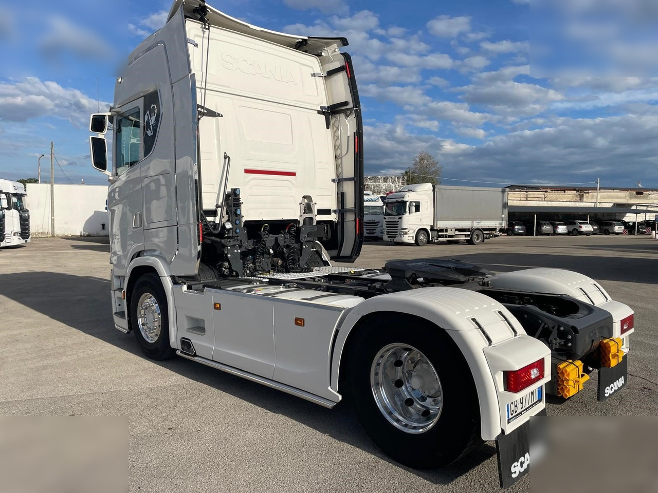 SCANIA S500 - Gjysmë-kamion: foto 4 SCANIA S500 - Gjysmë-kamion: foto 4