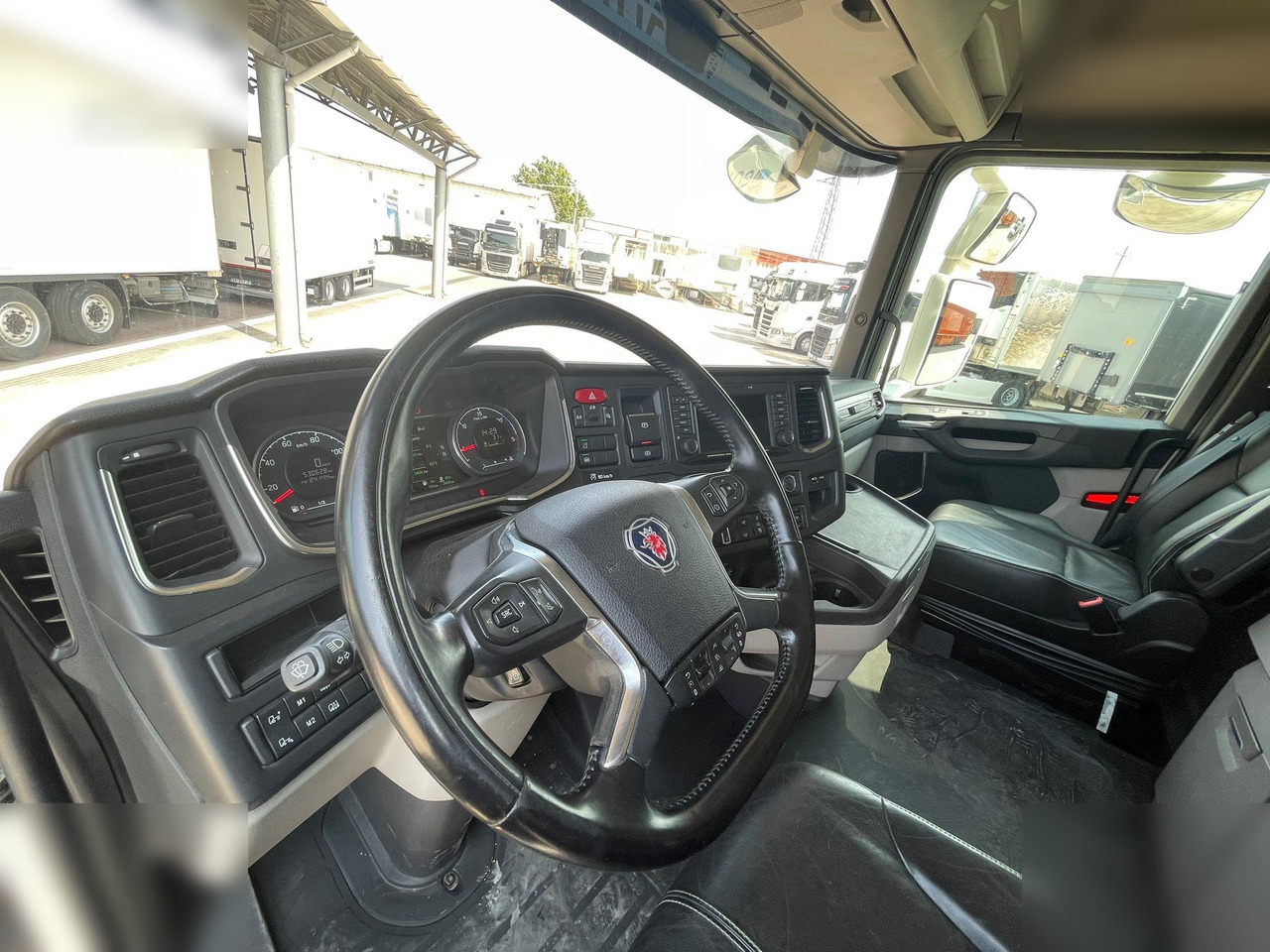 SCANIA S500 - Gjysmë-kamion: foto 5 SCANIA S500 - Gjysmë-kamion: foto 5