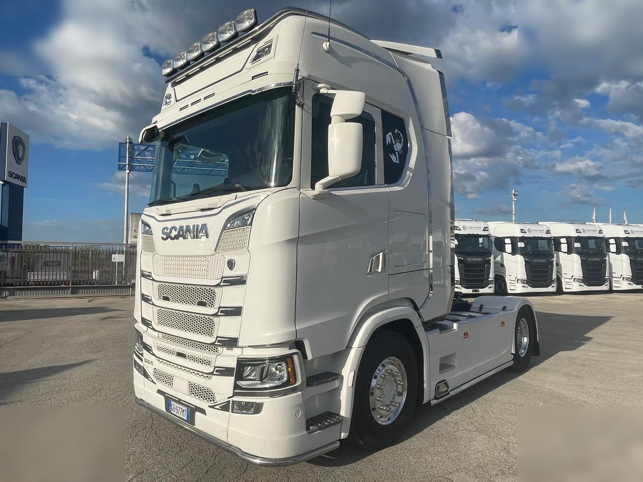 SCANIA S500 - Gjysmë-kamion: foto 2 SCANIA S500 - Gjysmë-kamion: foto 2