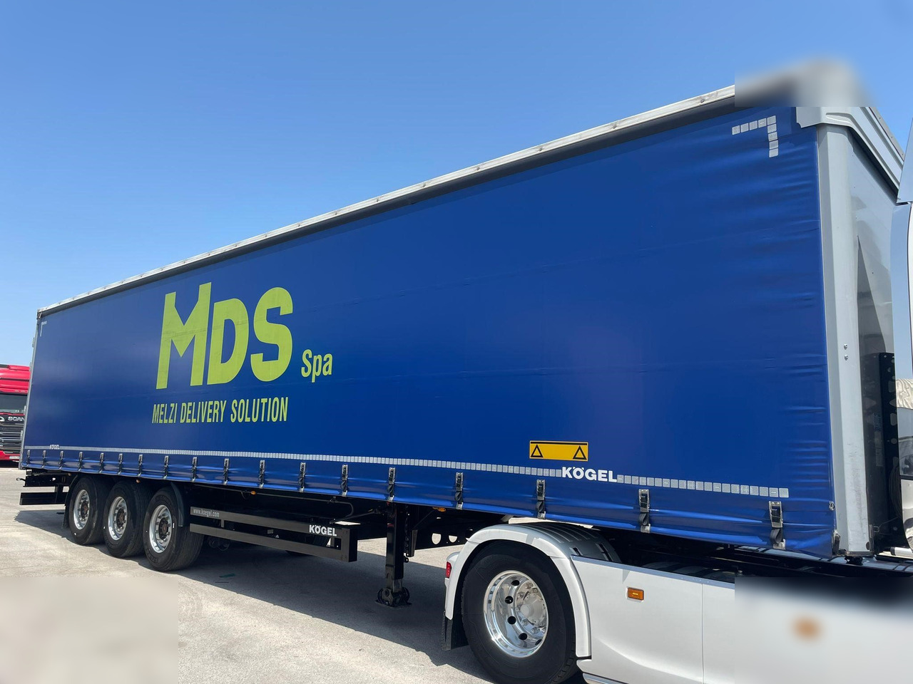 KÖGEL - Gjysmë rimorkio me tendë: foto 3 KÖGEL - Gjysmë rimorkio me tendë: foto 3