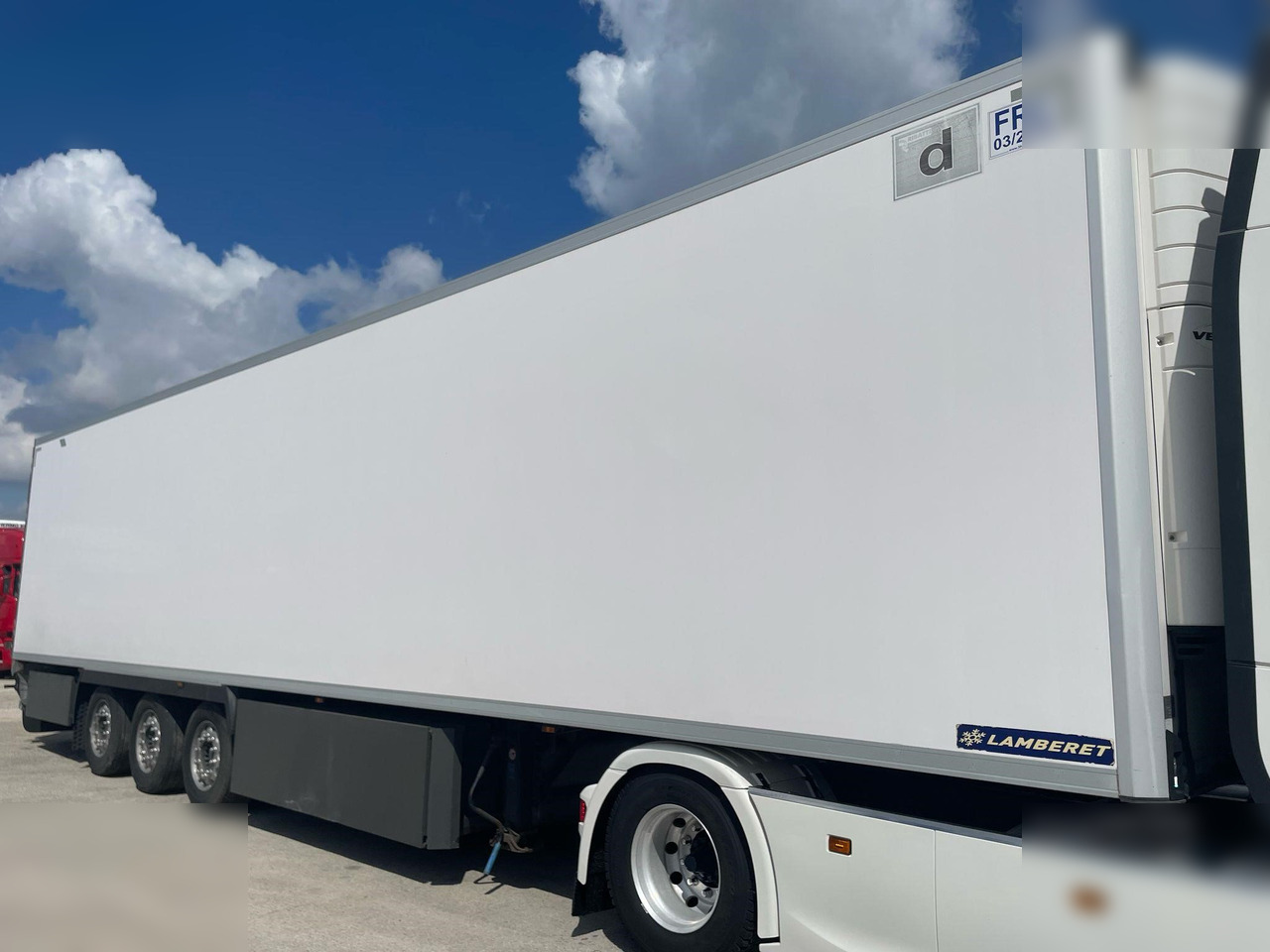 LAMBERET - Gjysmë rimorkio frigorifer: foto 2 LAMBERET - Gjysmë rimorkio frigorifer: foto 2