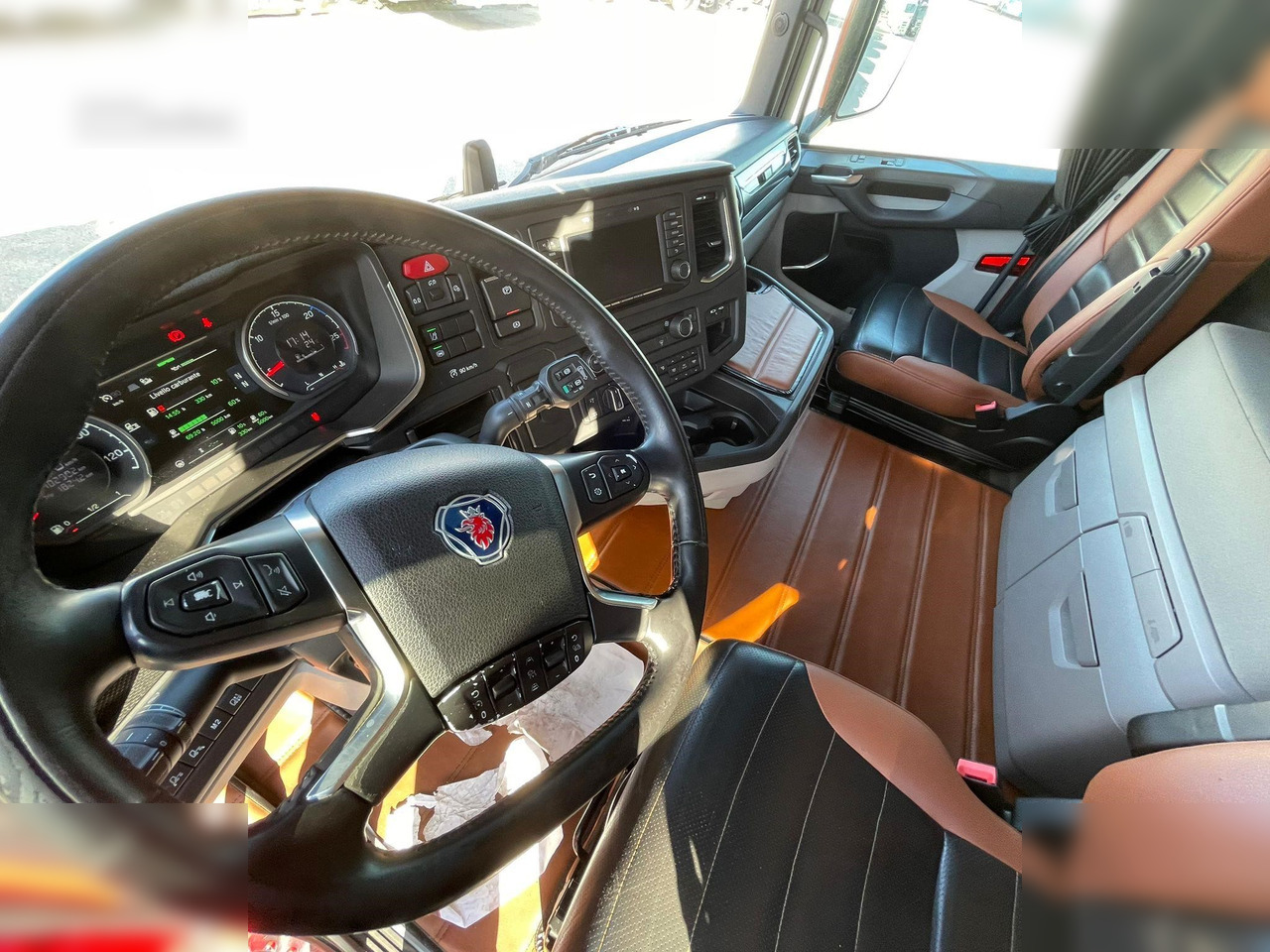 SCANIA R450 - Transportjer kontejnerësh/ Kamion me karroceri të çmontueshme: foto 5 SCANIA R450 - Transportjer kontejnerësh/ Kamion me karroceri të çmontueshme: foto 5