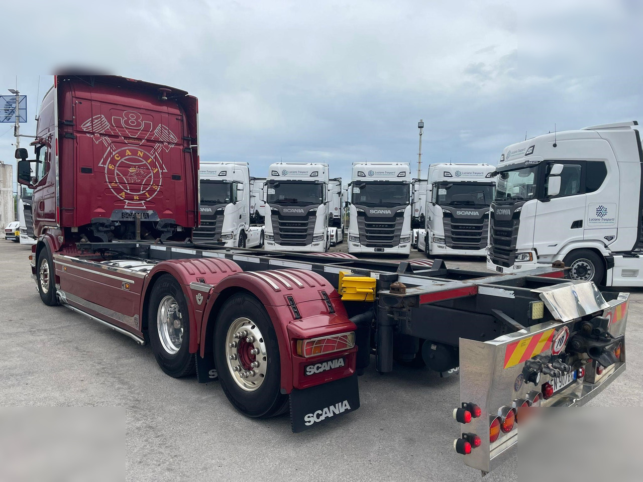 SCANIA R560 - Transportjer kontejnerësh/ Kamion me karroceri të çmontueshme: foto 4 SCANIA R560 - Transportjer kontejnerësh/ Kamion me karroceri të çmontueshme: foto 4