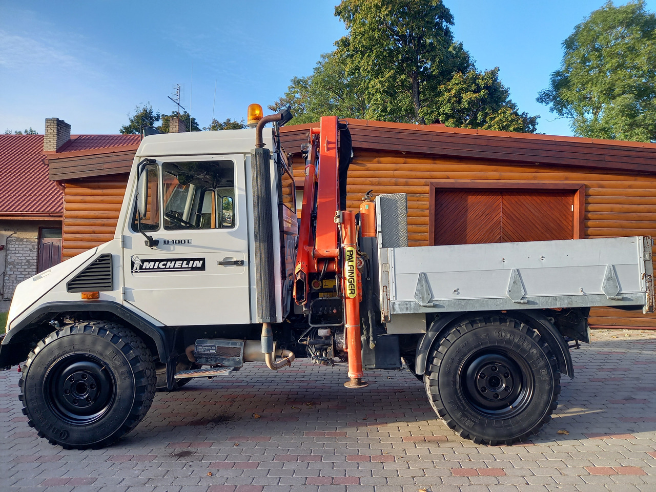 Kamion me vinç UNIMOG U100L: foto 19