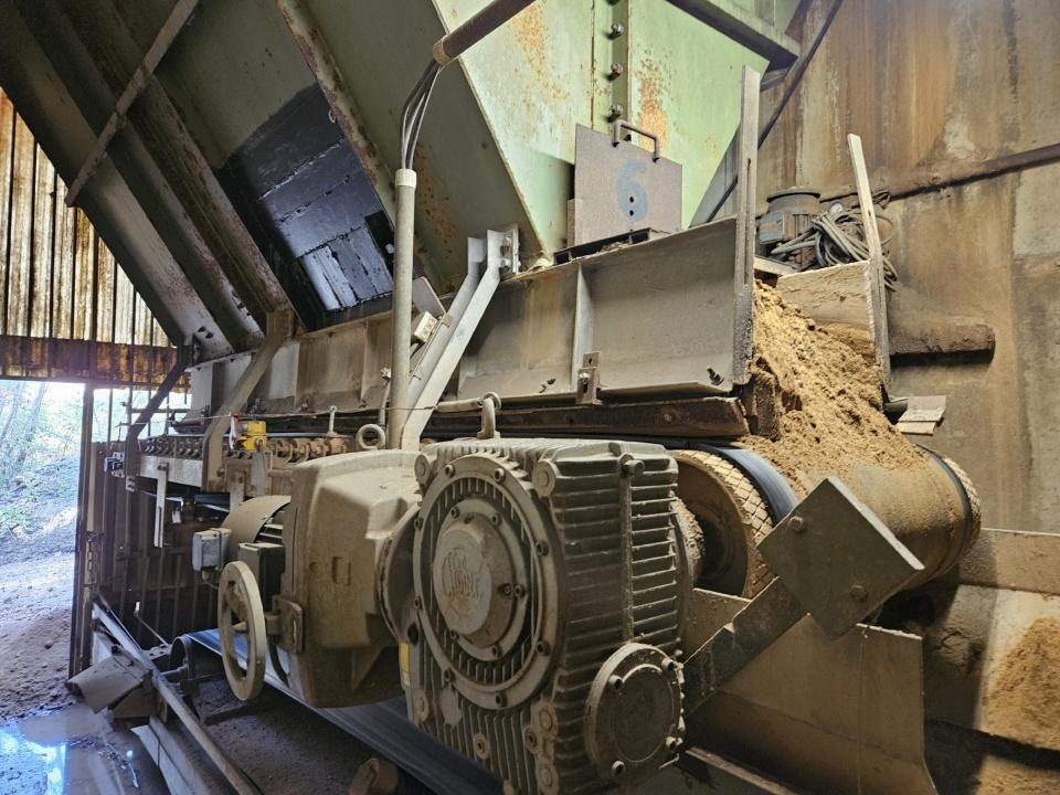 Aufgabetrichter ca. 70m³ - Makineri ndërtimi: foto 4 Aufgabetrichter ca. 70m³ - Makineri ndërtimi: foto 4