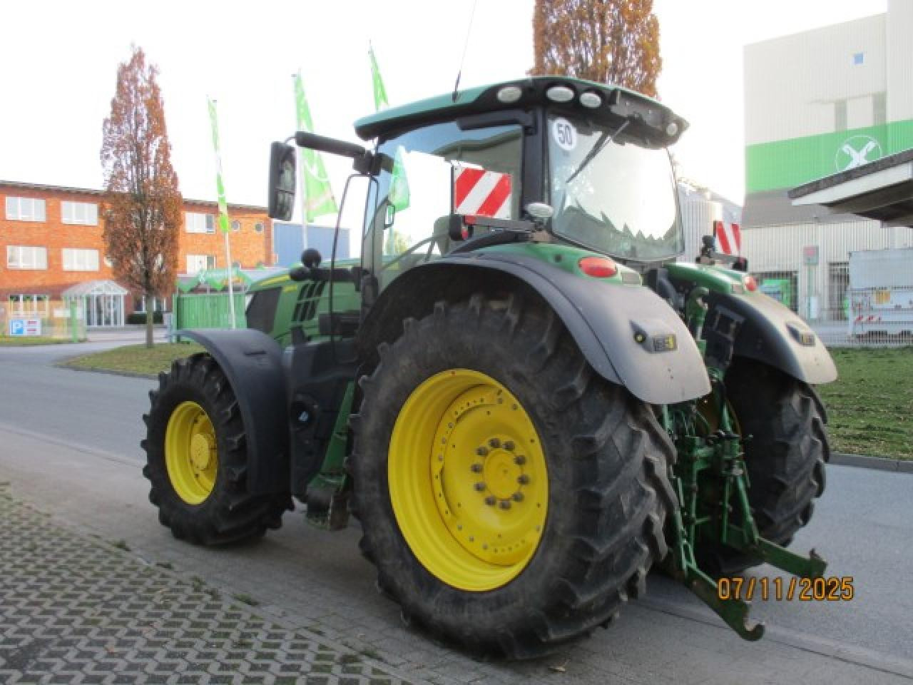 John Deere 6195R Motor neu - Traktor: foto 5 John Deere 6195R Motor neu - Traktor: foto 5