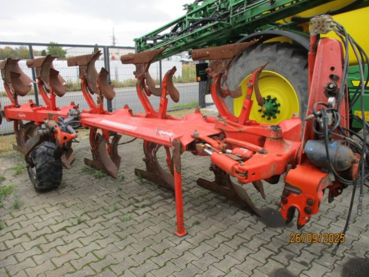 Kuhn Varimaster 152 NSH - Plug: foto 1 Kuhn Varimaster 152 NSH - Plug: foto 1