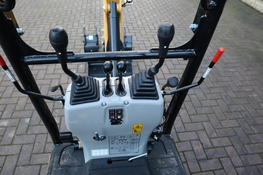 CAT 300.9D Valid inspection, *Guarantee! Hydr Quickcou - Miniekskavator: foto 3 CAT 300.9D Valid inspection, *Guarantee! Hydr Quickcou - Miniekskavator: foto 3