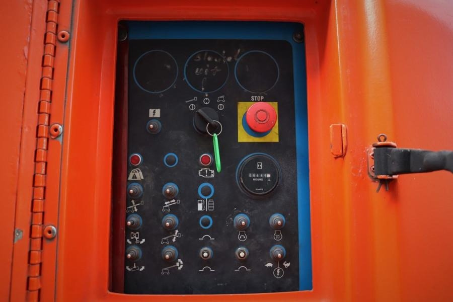 Genie S45 Valid inspection, Diesel, 4x4 Drive, 15.72 m W - Krah teleskopik: foto 3 Genie S45 Valid inspection, Diesel, 4x4 Drive, 15.72 m W - Krah teleskopik: foto 3