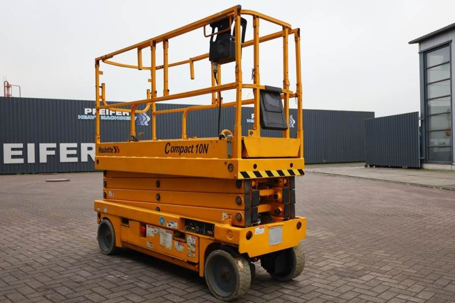 Ngritës gërshërë Haulotte Compact 10N Electric, 10m Working Height, 230kg Ca: foto 8