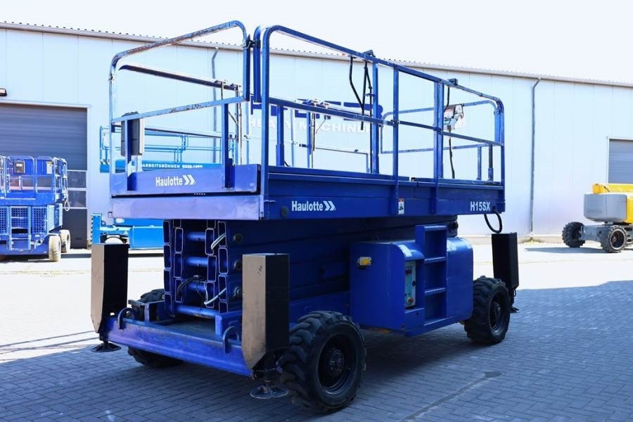 Haulotte H15SX Diesel, 4x4 Drive 15 Working Height, 500kg C - Ngritës gërshërë: foto 2 Haulotte H15SX Diesel, 4x4 Drive 15 Working Height, 500kg C - Ngritës gërshërë: foto 2