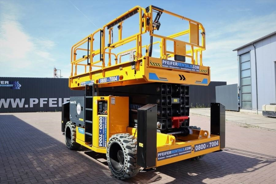 Haulotte HS18EPRO Valid Inspection, Full Electric 4x4 Drive - Ngritës gërshërë: foto 2 Haulotte HS18EPRO Valid Inspection, Full Electric 4x4 Drive - Ngritës gërshërë: foto 2