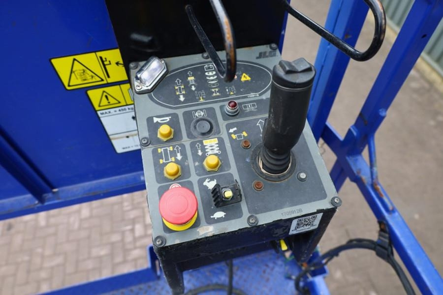 JLG M3369 Hybrid, 12m Working Height, 450kg Capacity, - Ngritës gërshërë: foto 4 JLG M3369 Hybrid, 12m Working Height, 450kg Capacity, - Ngritës gërshërë: foto 4