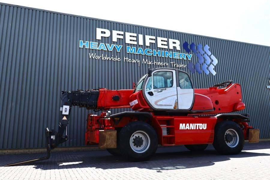 Manitou MRT3050 PRIVILEGE Diesel, 4x4 Drive And 4-Wheel St - Ekskavator teleskopik: foto 1 Manitou MRT3050 PRIVILEGE Diesel, 4x4 Drive And 4-Wheel St - Ekskavator teleskopik: foto 1