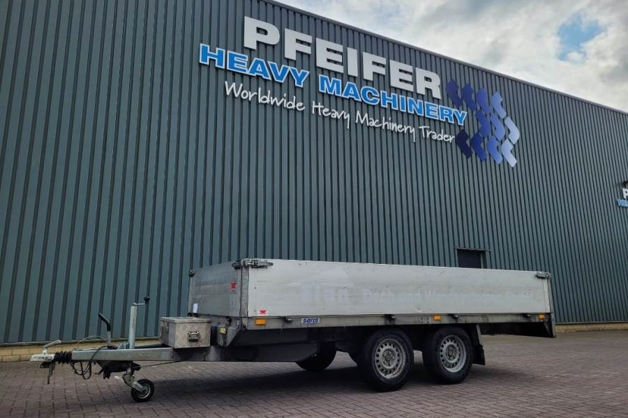 Saris PL1827 2 Axel Trailer - Rimorkio makine: foto 1 Saris PL1827 2 Axel Trailer - Rimorkio makine: foto 1