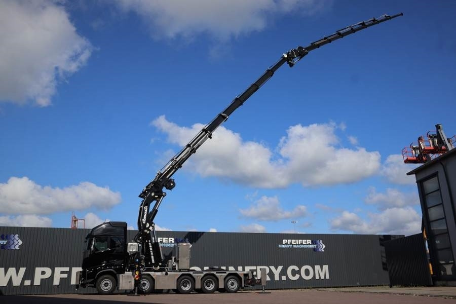 Volvo FH16 10x4 With Cormach 150tm Crane Valid inspectio - Vinç për të gjitha terrenet: foto 3 Volvo FH16 10x4 With Cormach 150tm Crane Valid inspectio - Vinç për të gjitha terrenet: foto 3