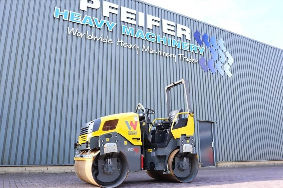 Wacker Neuson RD28-120 Diesel, Front And Rear Vibrating Smooth D - Rul rrugësh: foto 1 Wacker Neuson RD28-120 Diesel, Front And Rear Vibrating Smooth D - Rul rrugësh: foto 1