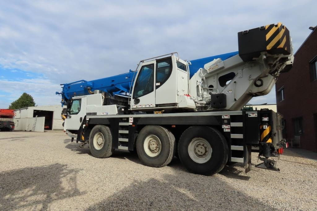 Liebherr LTM 1050-3.1 - Vinç për të gjitha terrenet: foto 4 Liebherr LTM 1050-3.1 - Vinç për të gjitha terrenet: foto 4