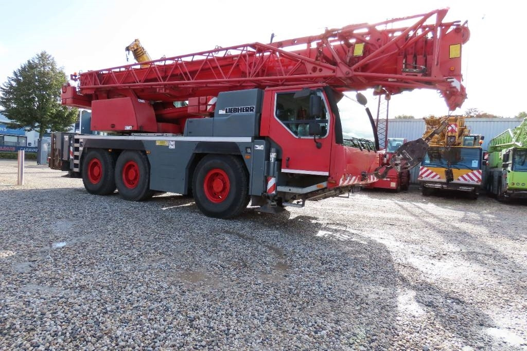 Liebherr LTM 1055-3.2 - Vinç për të gjitha terrenet: foto 2 Liebherr LTM 1055-3.2 - Vinç për të gjitha terrenet: foto 2