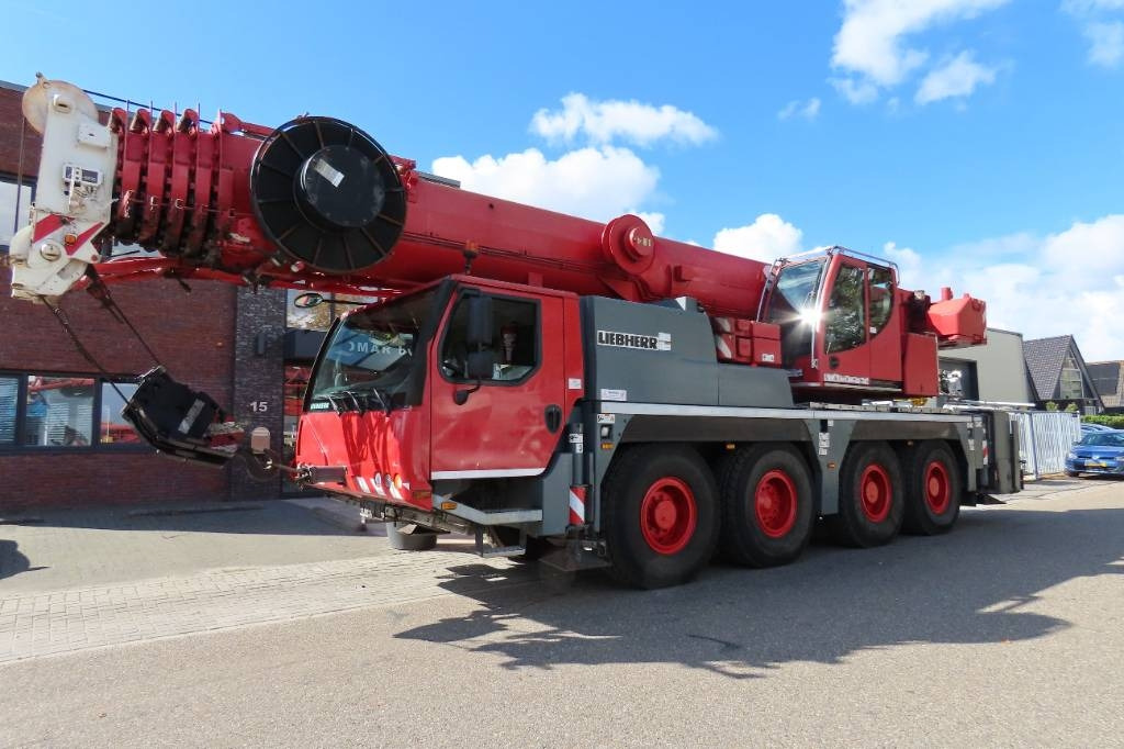 Liebherr LTM 1070-4.2 - Vinç për të gjitha terrenet: foto 1 Liebherr LTM 1070-4.2 - Vinç për të gjitha terrenet: foto 1