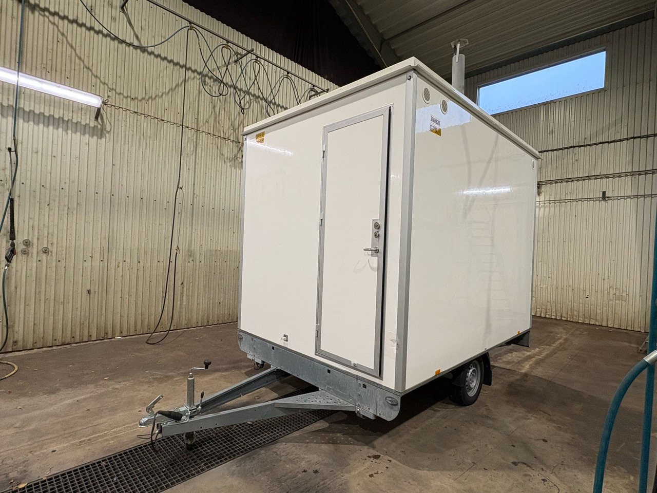 Alro Metal SH3T10750221-1 - Kontejner ndërtimi, Rimorkio: foto 1 Alro Metal SH3T10750221-1 - Kontejner ndërtimi, Rimorkio: foto 1