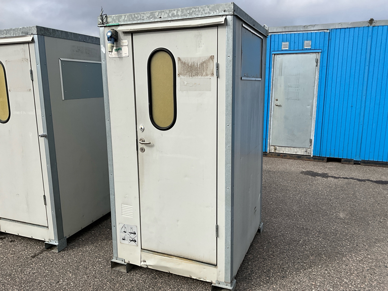 Danfo WC1 - Kontejner ndërtimi: foto 1 Danfo WC1 - Kontejner ndërtimi: foto 1