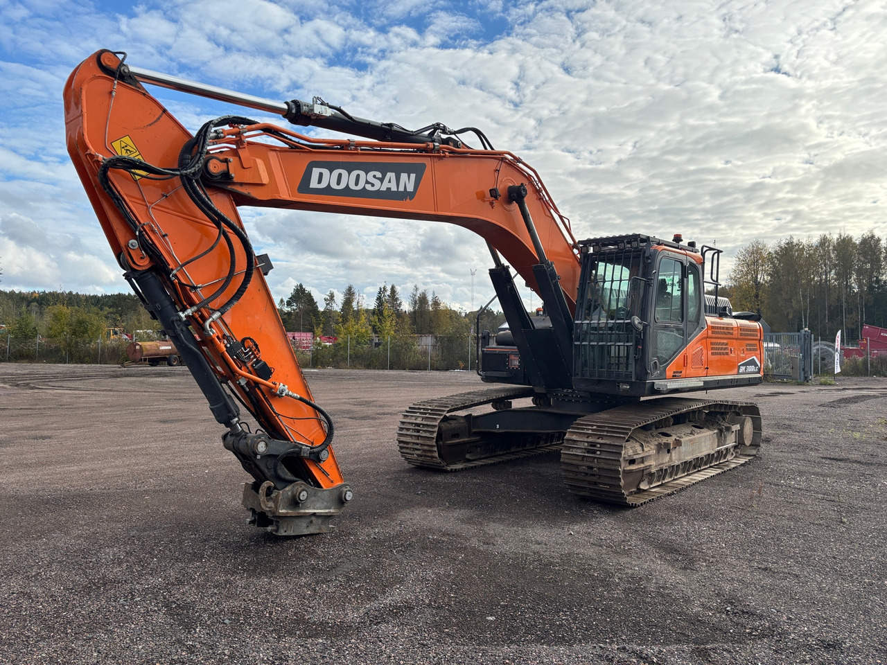 Doosan DX300LC-7 - Ekskavator: foto 1 Doosan DX300LC-7 - Ekskavator: foto 1