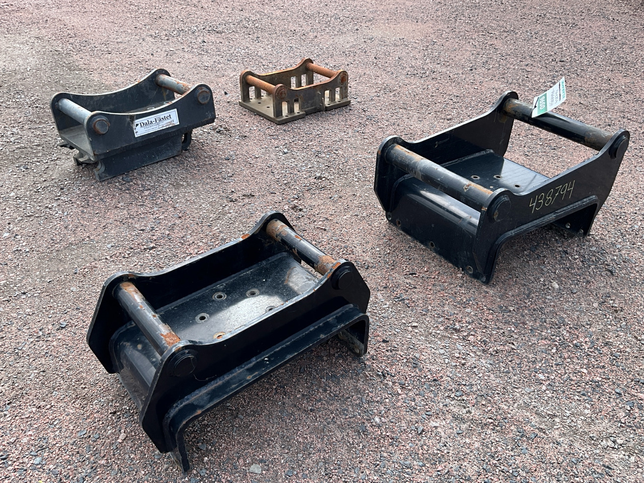 Flera Märken Och Modeller - Pajisje ndërtimi: foto 1 Flera Märken Och Modeller - Pajisje ndërtimi: foto 1
