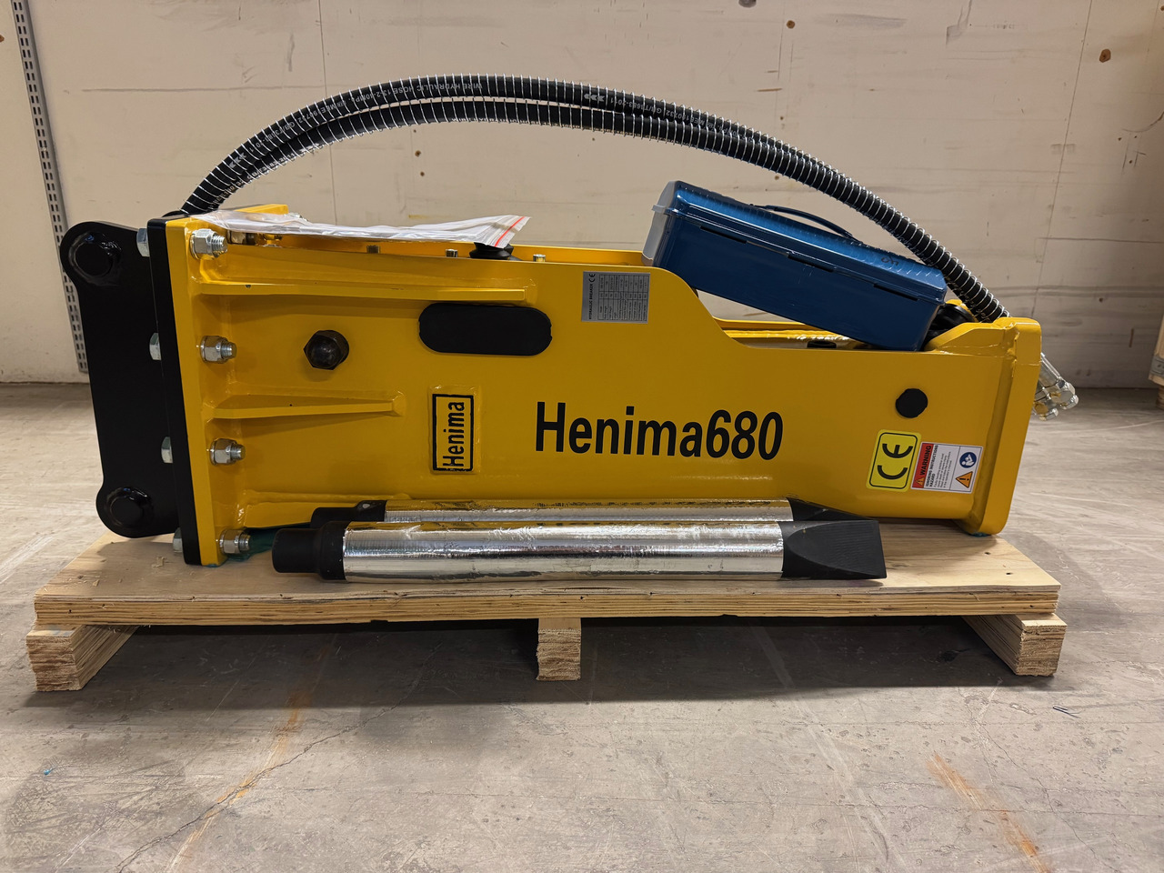 Henima 680 - Pajisje ndërtimi: foto 1 Henima 680 - Pajisje ndërtimi: foto 1