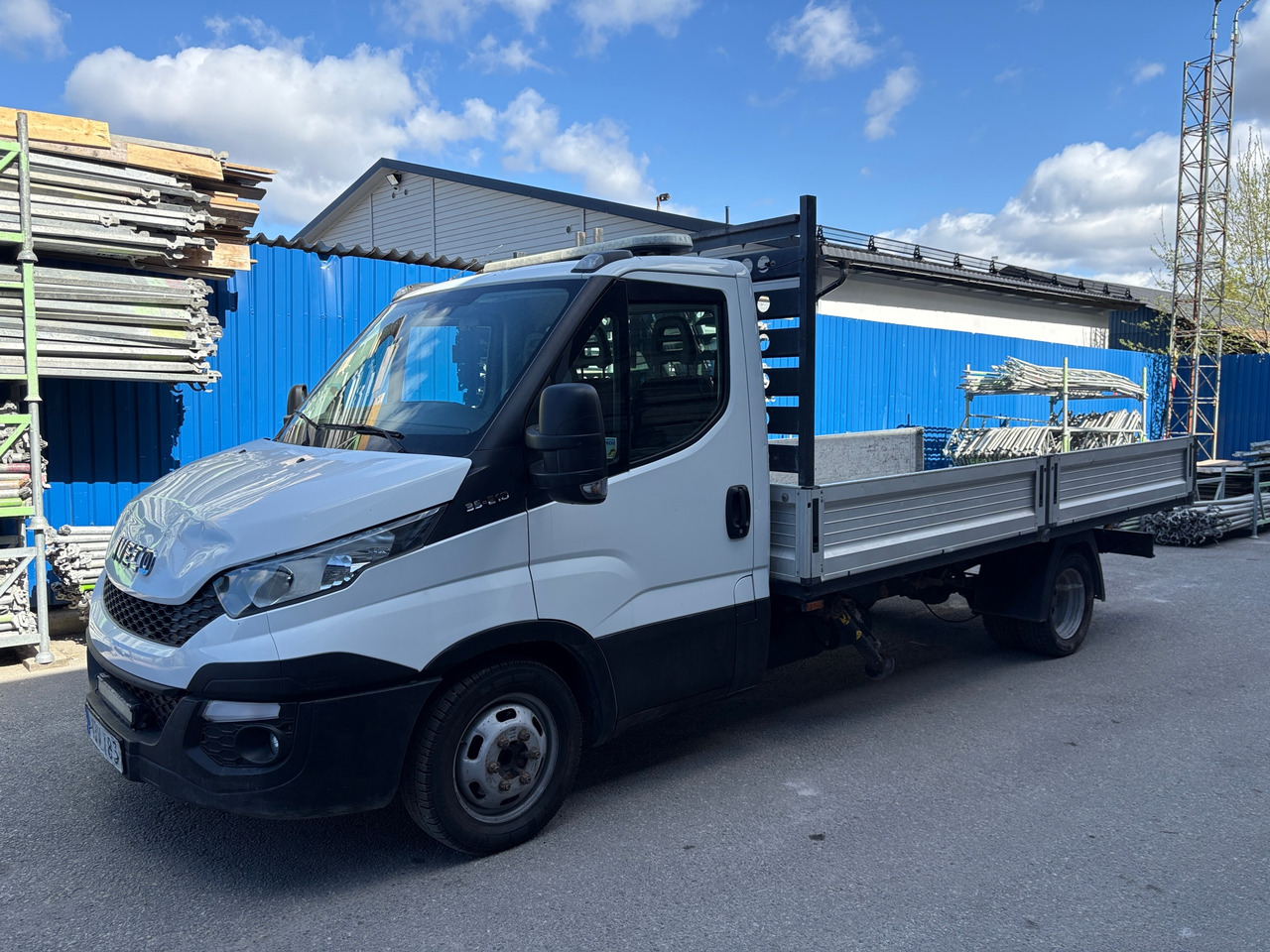Iveco Daily 35-210 - Kamion me vinç: foto 1 Iveco Daily 35-210 - Kamion me vinç: foto 1