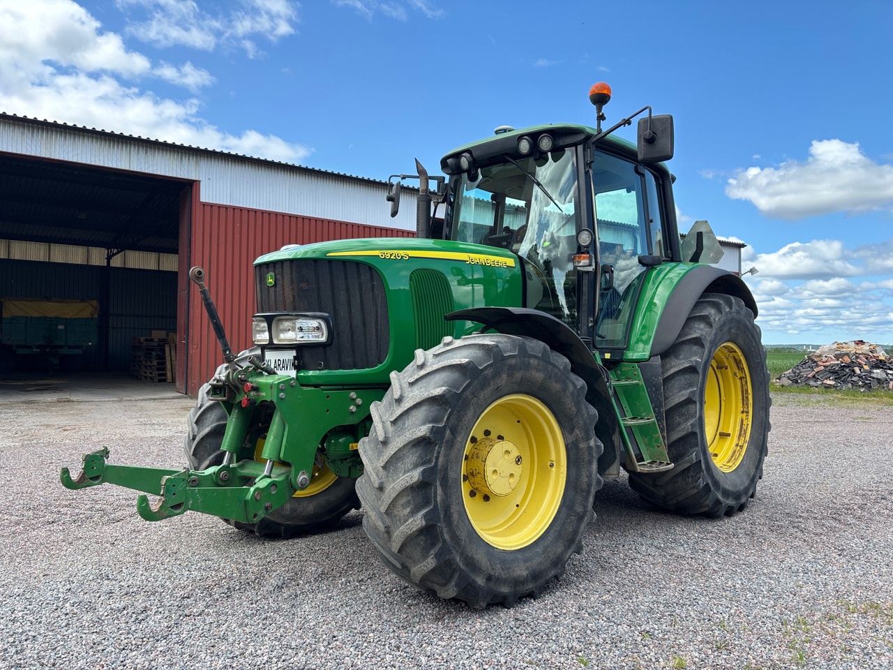 John Deere 6920S - Traktor: foto 1 John Deere 6920S - Traktor: foto 1
