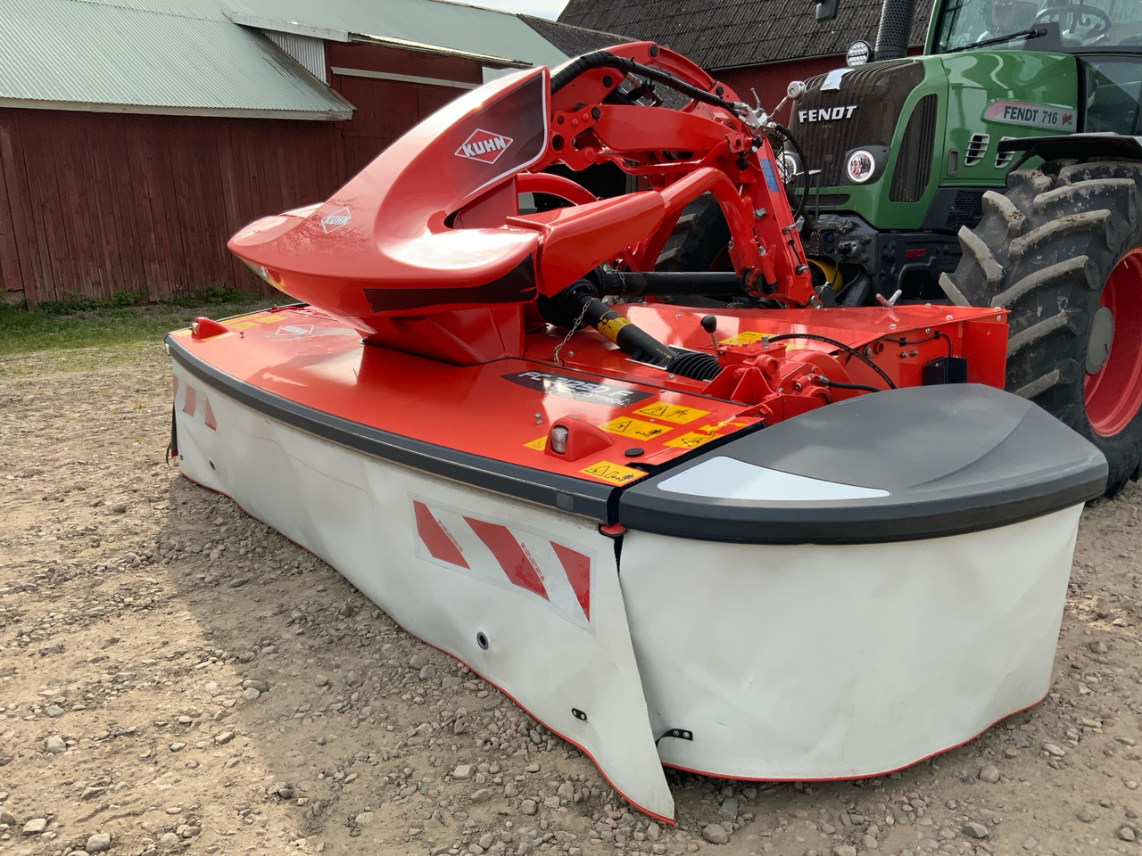 KUHN FC 3125 DF-FF - Trince/ Grirese degesh dhe bari: foto 1 KUHN FC 3125 DF-FF - Trince/ Grirese degesh dhe bari: foto 1