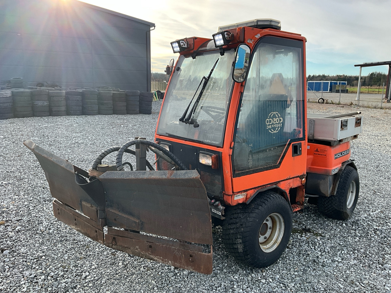 Holder C240 - Mjet bujqësor/ Special: foto 1 Holder C240 - Mjet bujqësor/ Special: foto 1