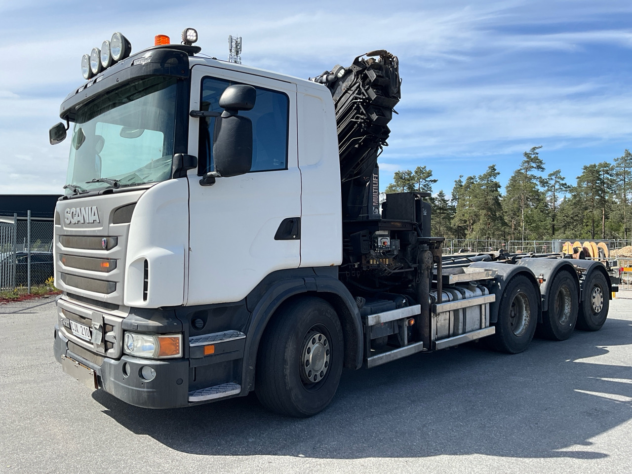 Scania G400 - Kamion me vinç: foto 1 Scania G400 - Kamion me vinç: foto 1