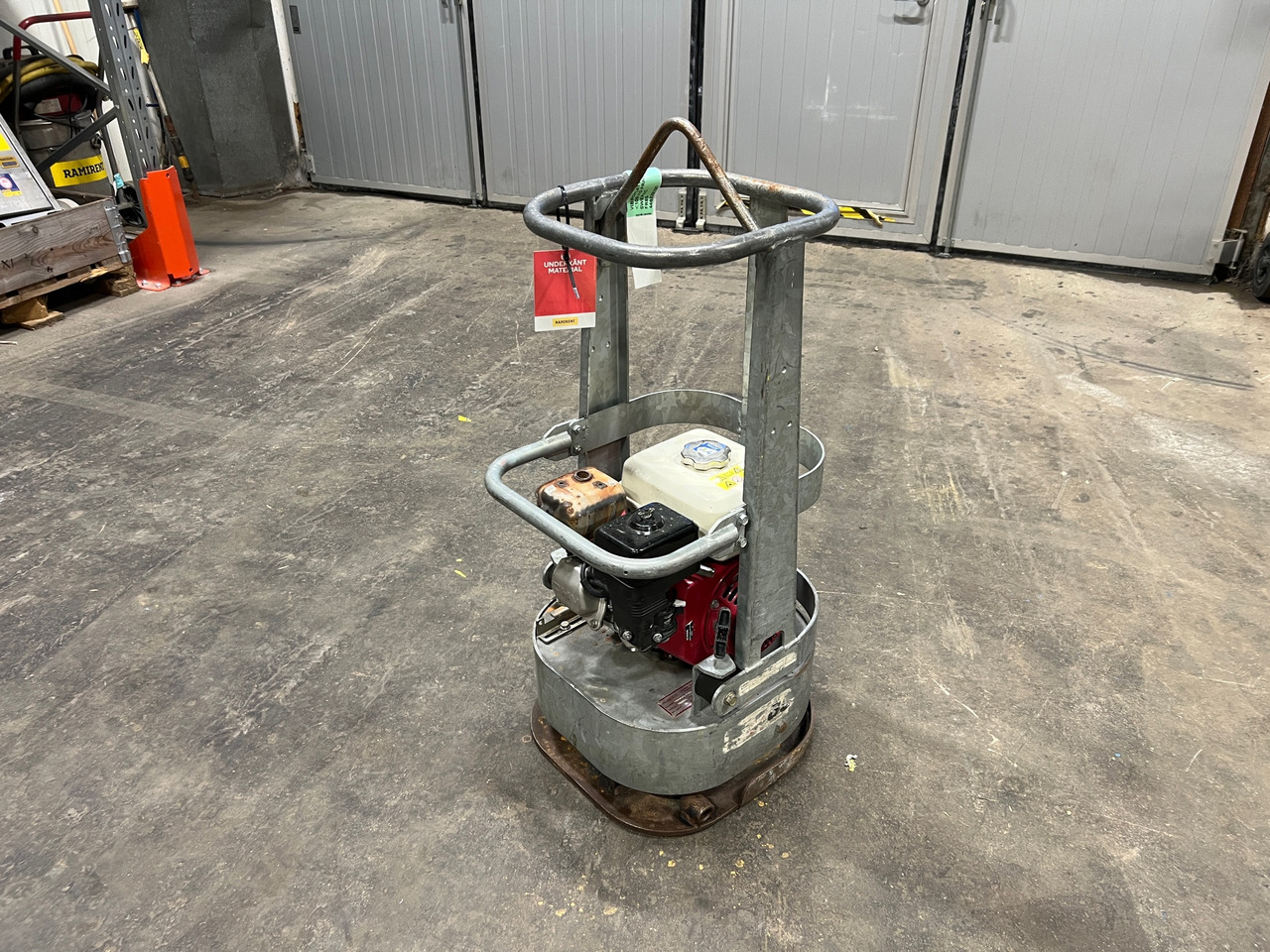 Swepac FR 85 - Pllakë vibratori: foto 1 Swepac FR 85 - Pllakë vibratori: foto 1