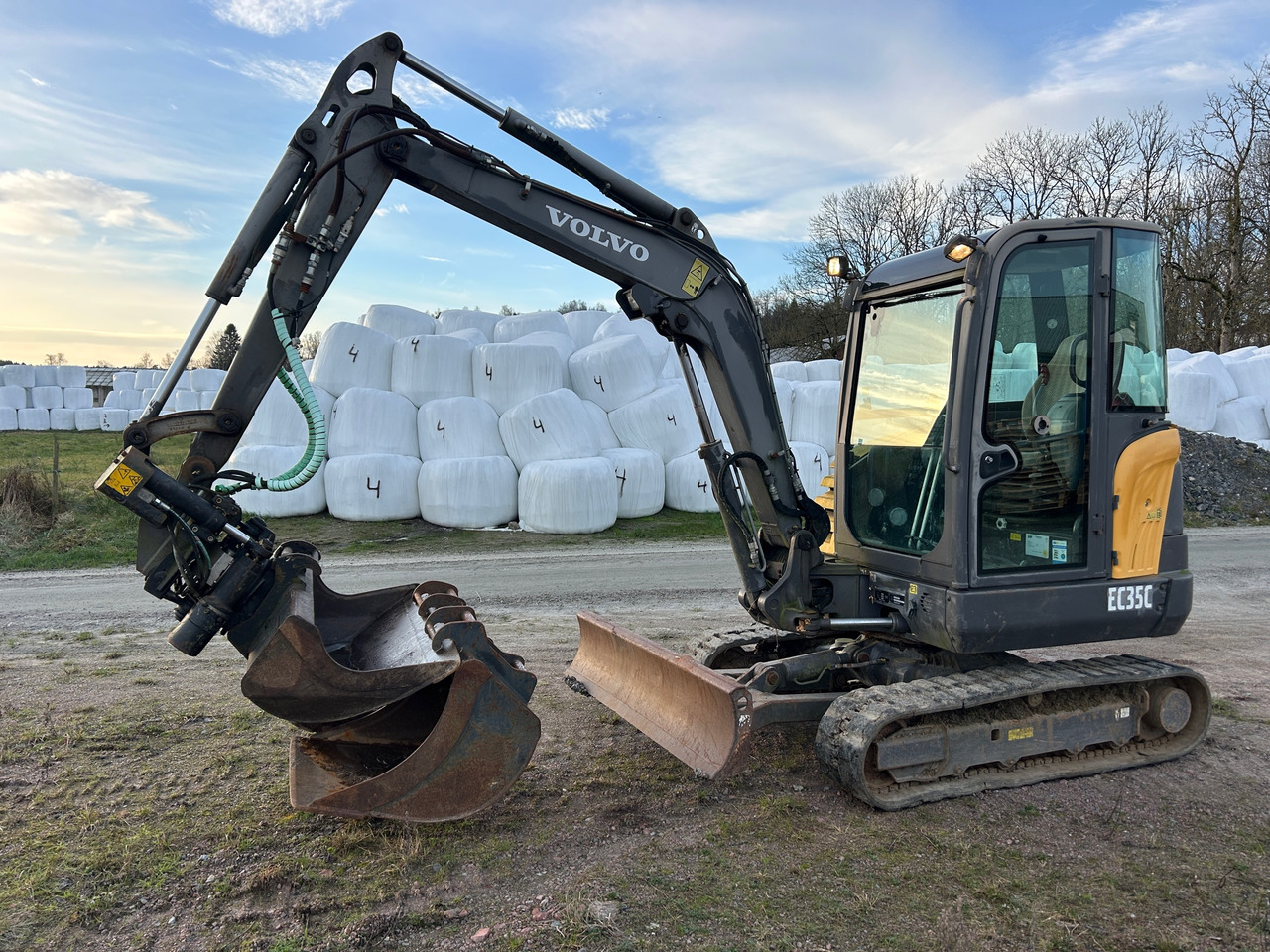 Volvo EC35C - Ekskavator: foto 1 Volvo EC35C - Ekskavator: foto 1