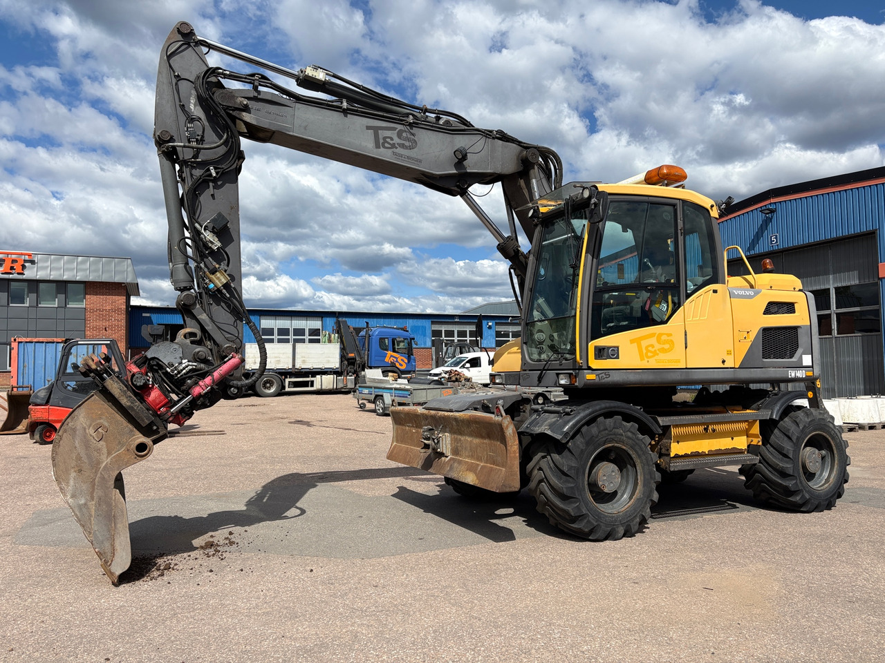 Volvo EW140D - Ekskavator: foto 1 Volvo EW140D - Ekskavator: foto 1