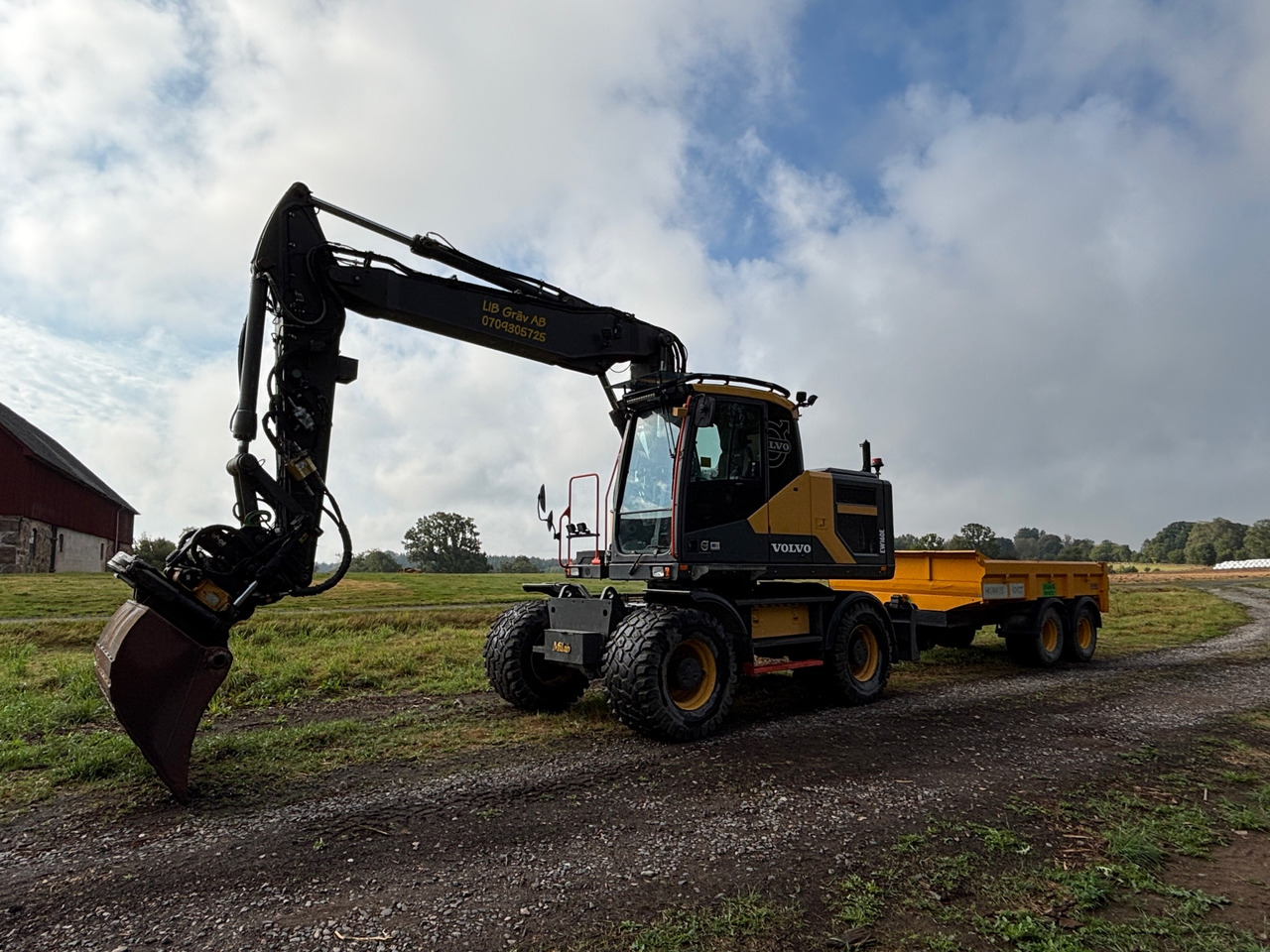 Volvo EW160E - Ekskavator: foto 1 Volvo EW160E - Ekskavator: foto 1