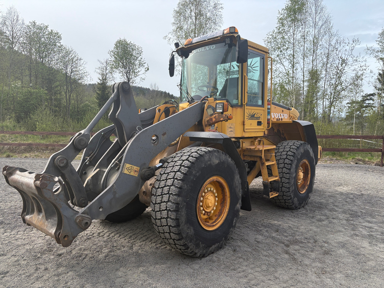 Volvo L70E - Fadrom me goma: foto 1 Volvo L70E - Fadrom me goma: foto 1