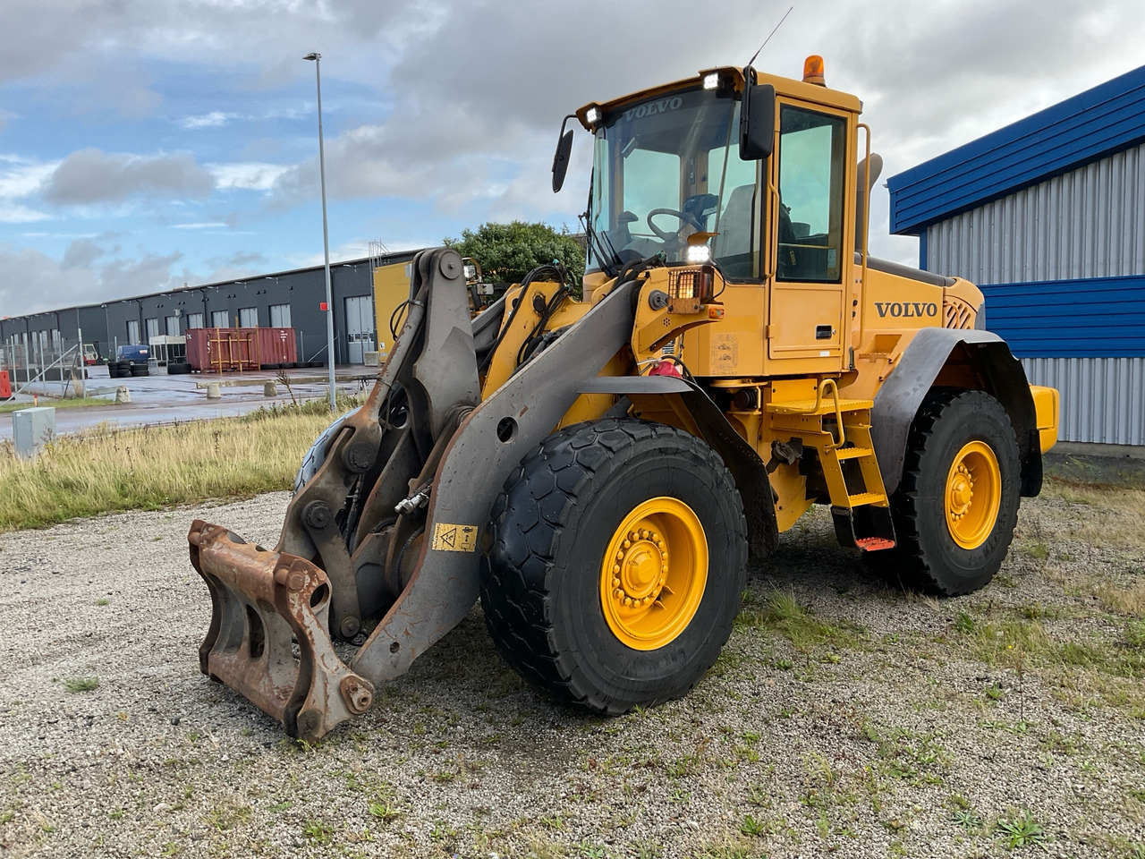 Volvo L90E - Fadrom me goma: foto 1 Volvo L90E - Fadrom me goma: foto 1
