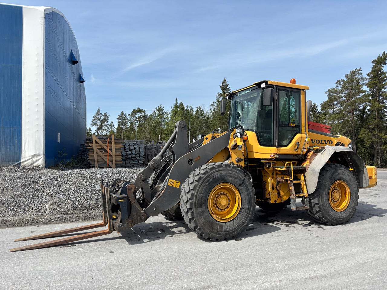 Volvo L90F - Fadrom me goma: foto 1 Volvo L90F - Fadrom me goma: foto 1