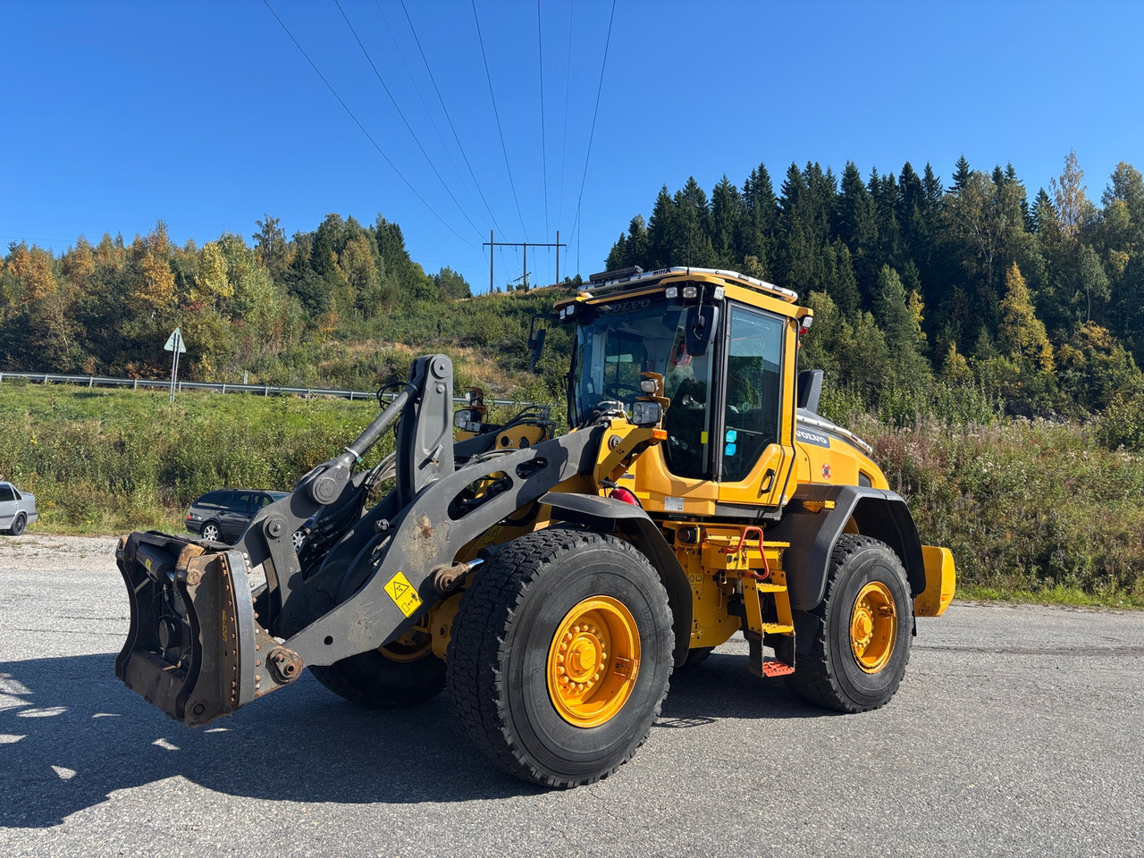 Volvo L90H - Fadrom me goma: foto 1 Volvo L90H - Fadrom me goma: foto 1